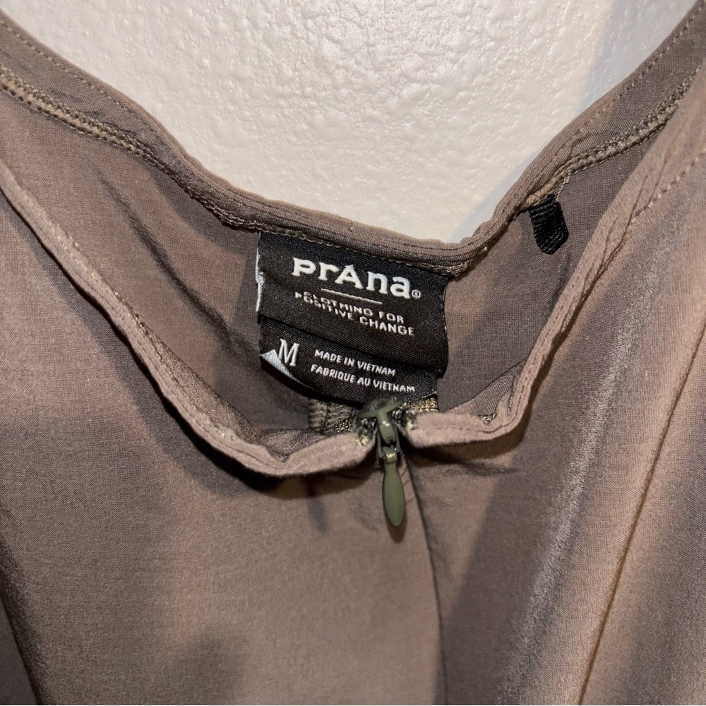 PrAna Olive Utility Romper Size M - Picture 2 of 4
